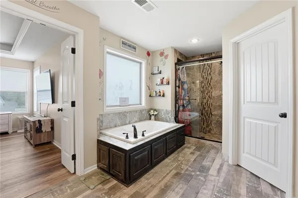 $410,000 | 12306 Burr Oak Circle, Peculiar, MO 64078