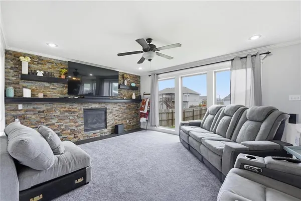 $410,000 | 12306 Burr Oak Circle, Peculiar, MO 64078