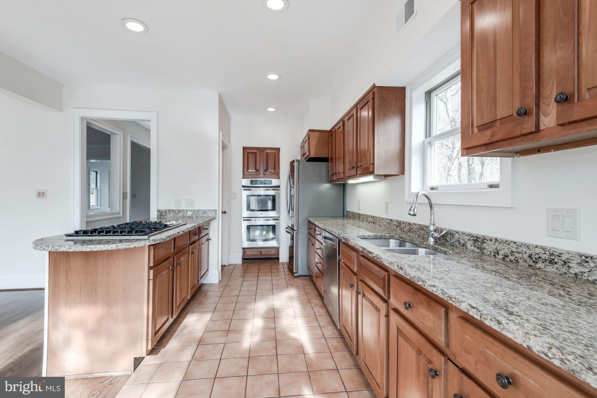 3006 Military Road Northwest Washington, DC 20015 - Photo 14 of 30 Kitchen