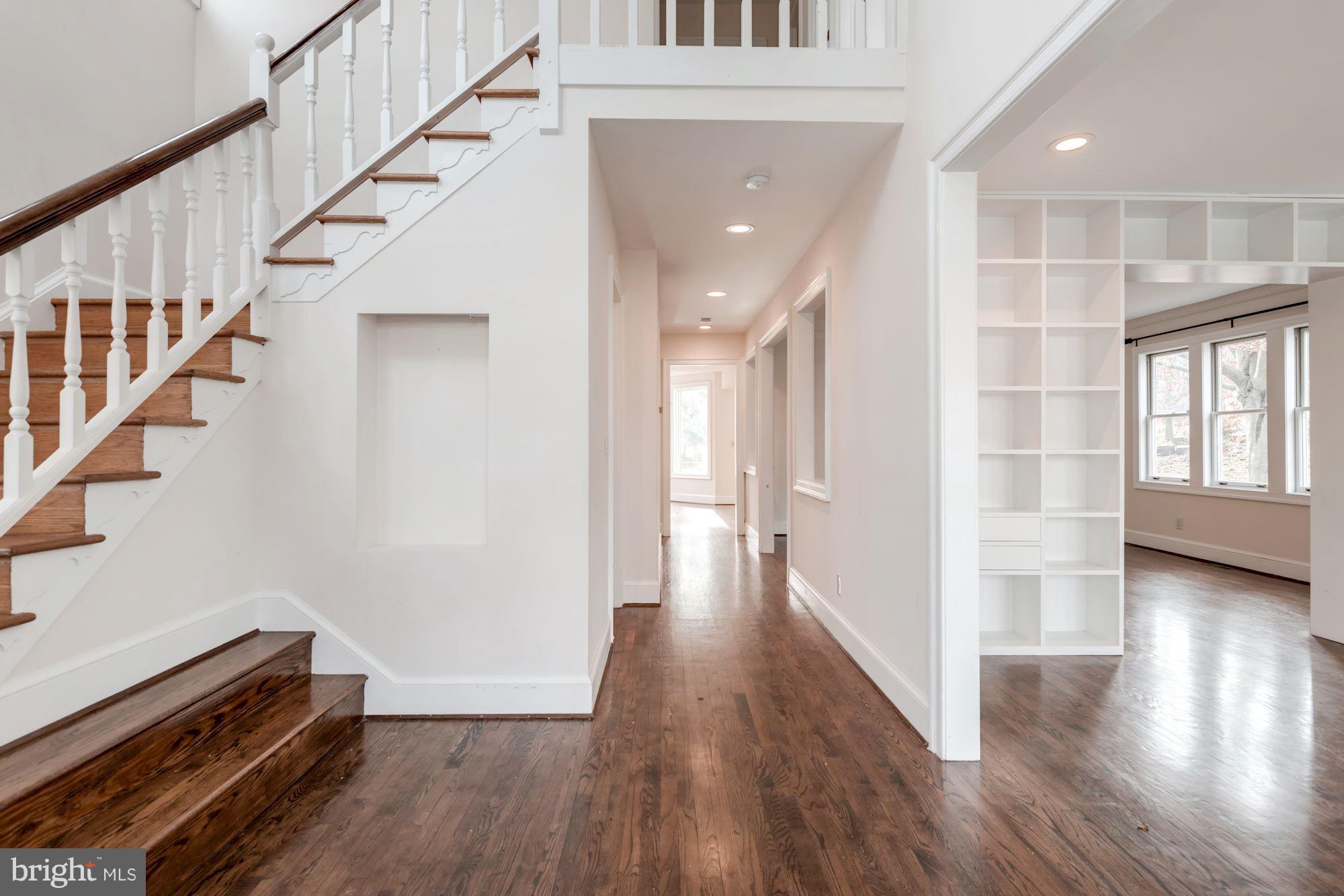 3006 Military Road Northwest Washington, DC 20015 - Photo 5 of 30 Foyer
