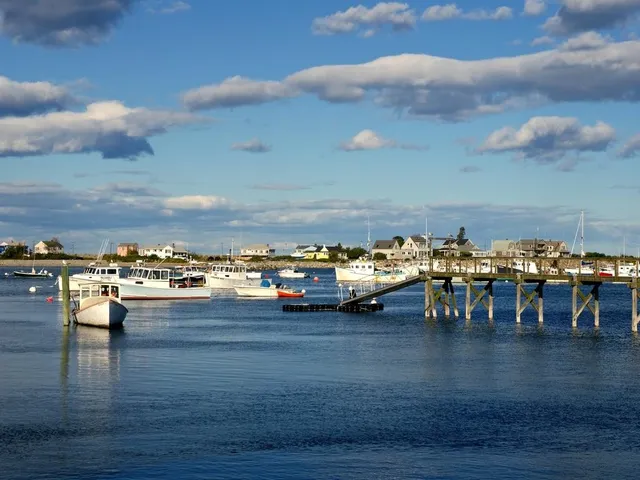 $885,000 | 27 Kasnet Drive, Rye, NH 03870