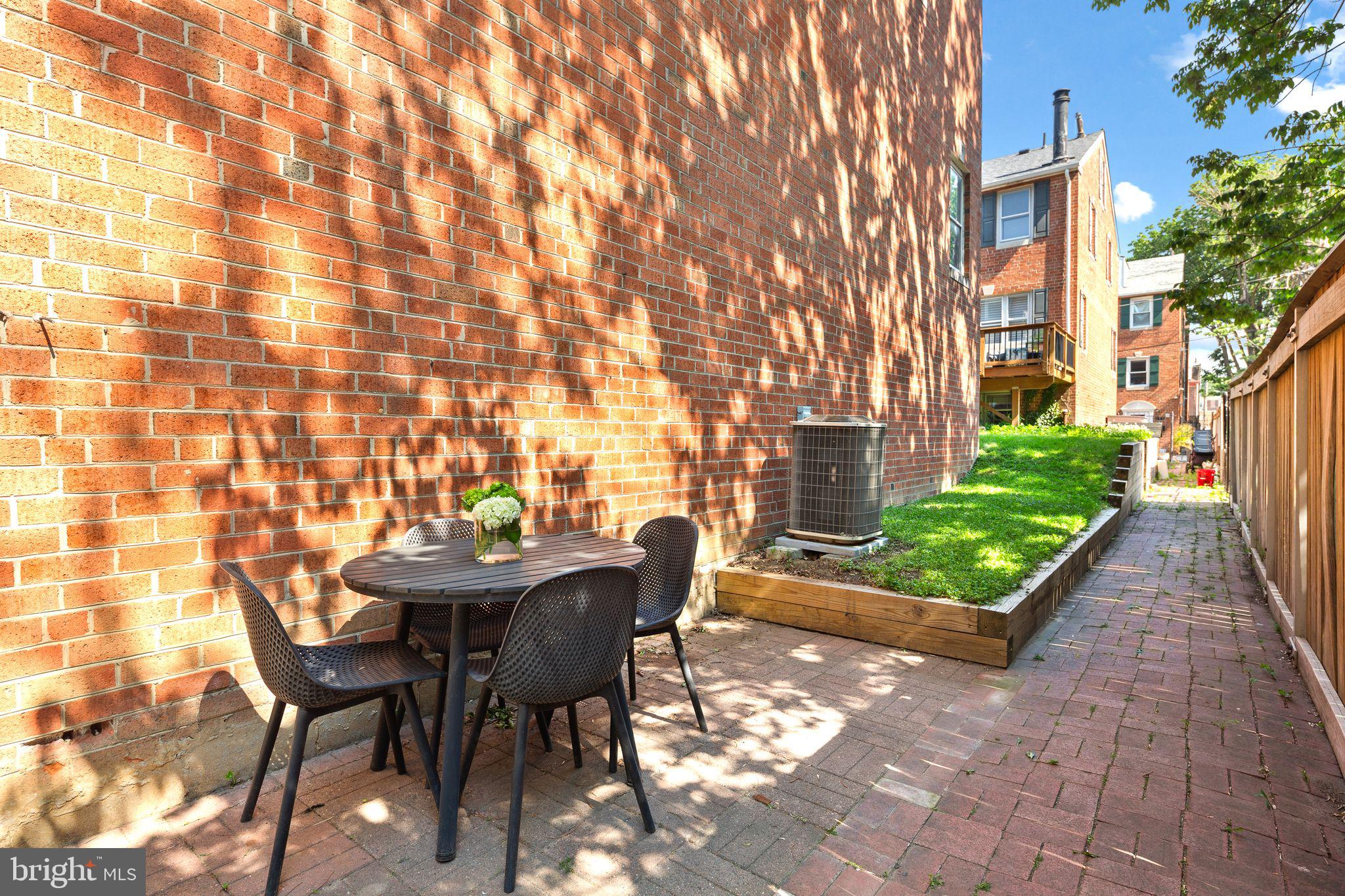 217 Titan Street Philadelphia, PA 19147 - Photo 24 of 27