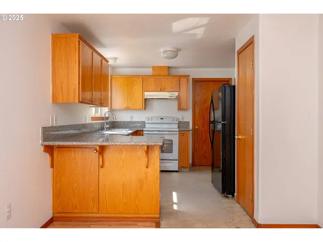 $359,900 | 1104 Southwest Ivory Loop, Gresham, OR 97080