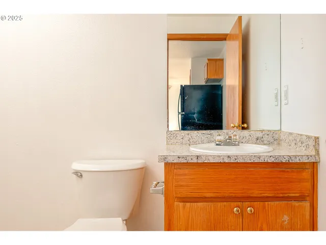 $359,900 | 1104 Southwest Ivory Loop, Gresham, OR 97080