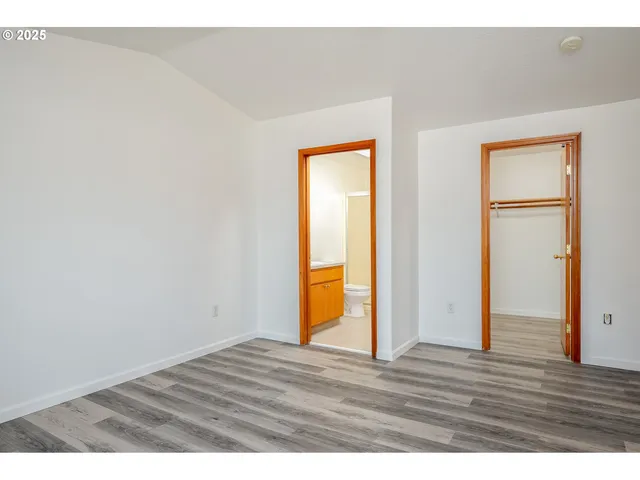 $359,900 | 1104 Southwest Ivory Loop, Gresham, OR 97080