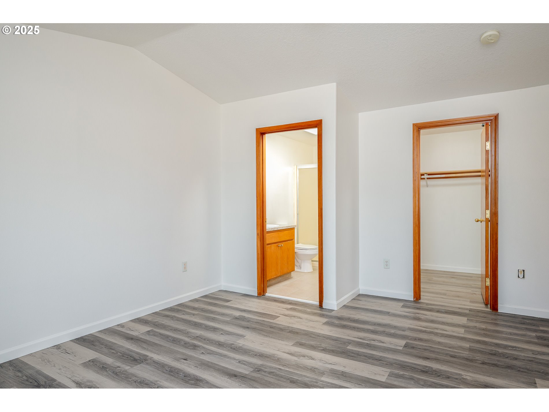 1104 Southwest Ivory Loop Gresham, OR 97080 - Photo 22 of 34