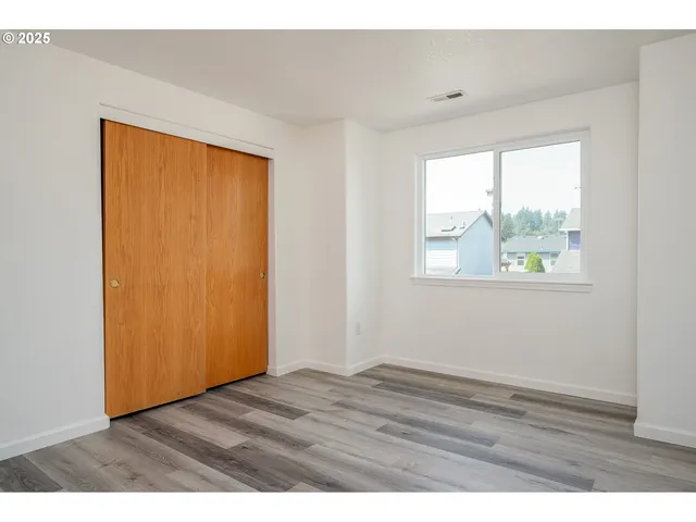 $359,900 | 1104 Southwest Ivory Loop, Gresham, OR 97080