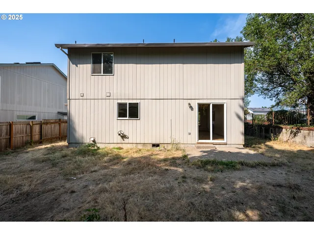 $359,900 | 1104 Southwest Ivory Loop, Gresham, OR 97080