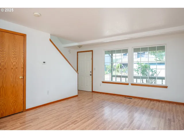 $359,900 | 1104 Southwest Ivory Loop, Gresham, OR 97080