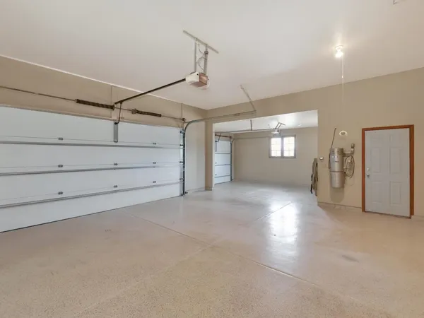 $949,900 | 1243 North Greenwich Road, Mulvane, KS 67110