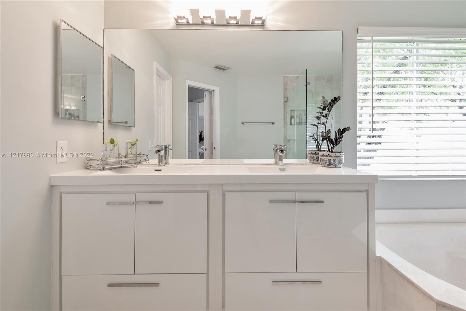 1800 Water Ridge Drive Weston, FL 33326 - Photo 34 of 63
