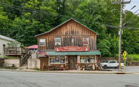 $395,000 | 581 East Main Street, Hobart, NY 13788