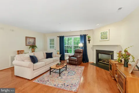$339,000 | 400 Plumbridge Court, Unit 102, Lutherville-Timonium, MD 21093