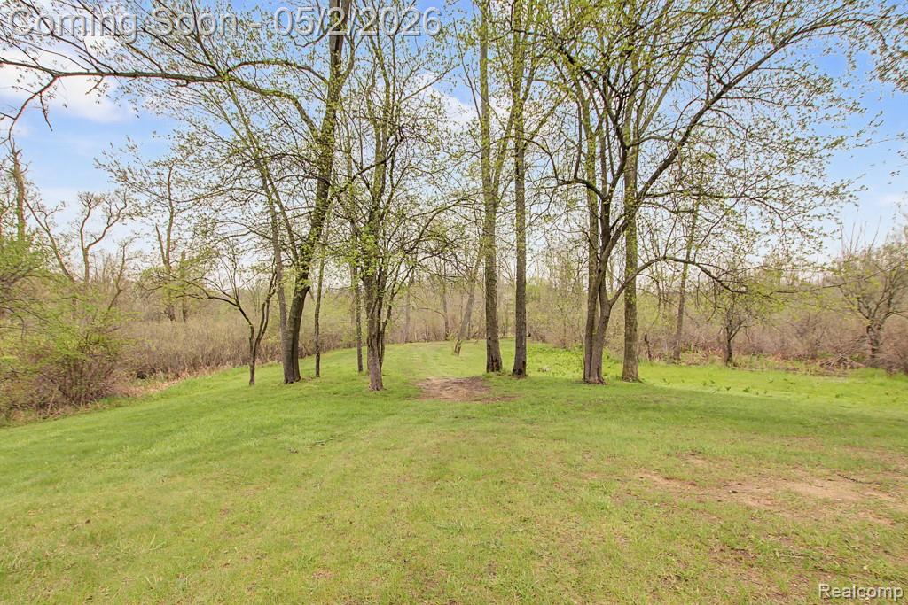 1160 South Garner Road Milford, MI 48380 - Photo 43 of 62 Gallery Image 43