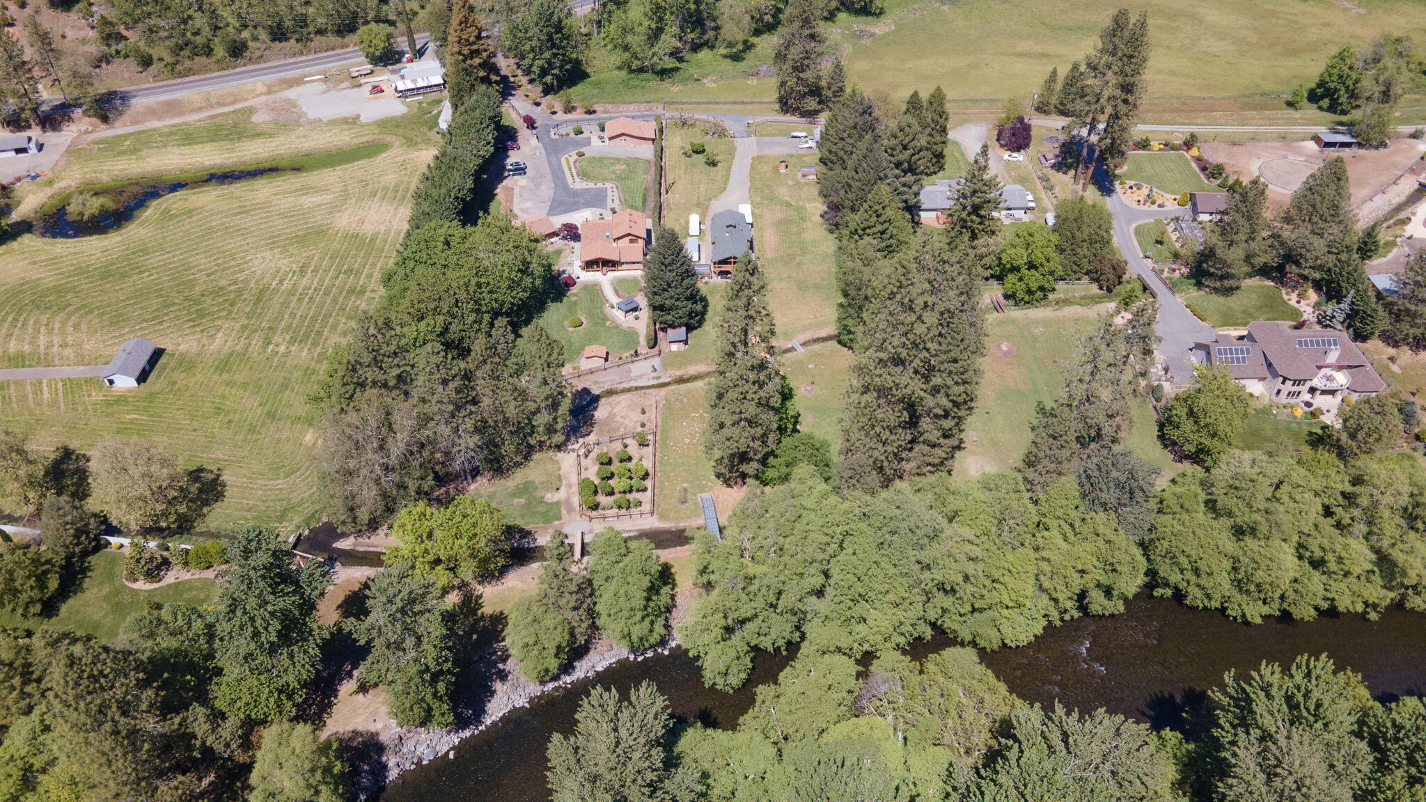 8110 New Hope Road Grants Pass, OR 97527 - Photo 75 of 80 77-web-or-mls-8110-new-hope-rd