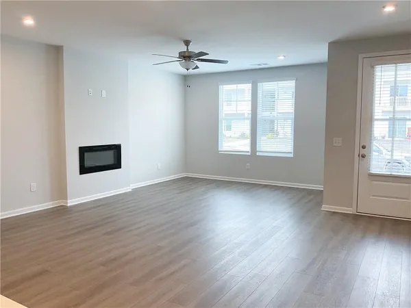 $2,350 | 493 Crown Drive, Cartersville, GA 30120