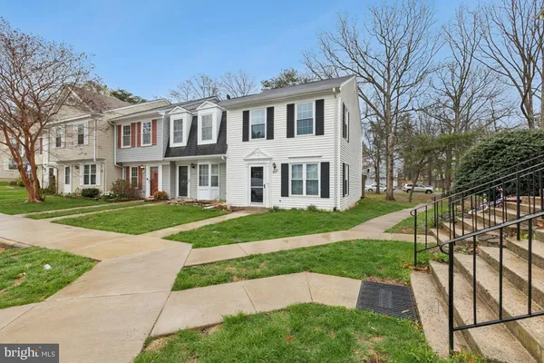$350,000 | 8653 Braxted Lane, Manassas, VA 20110