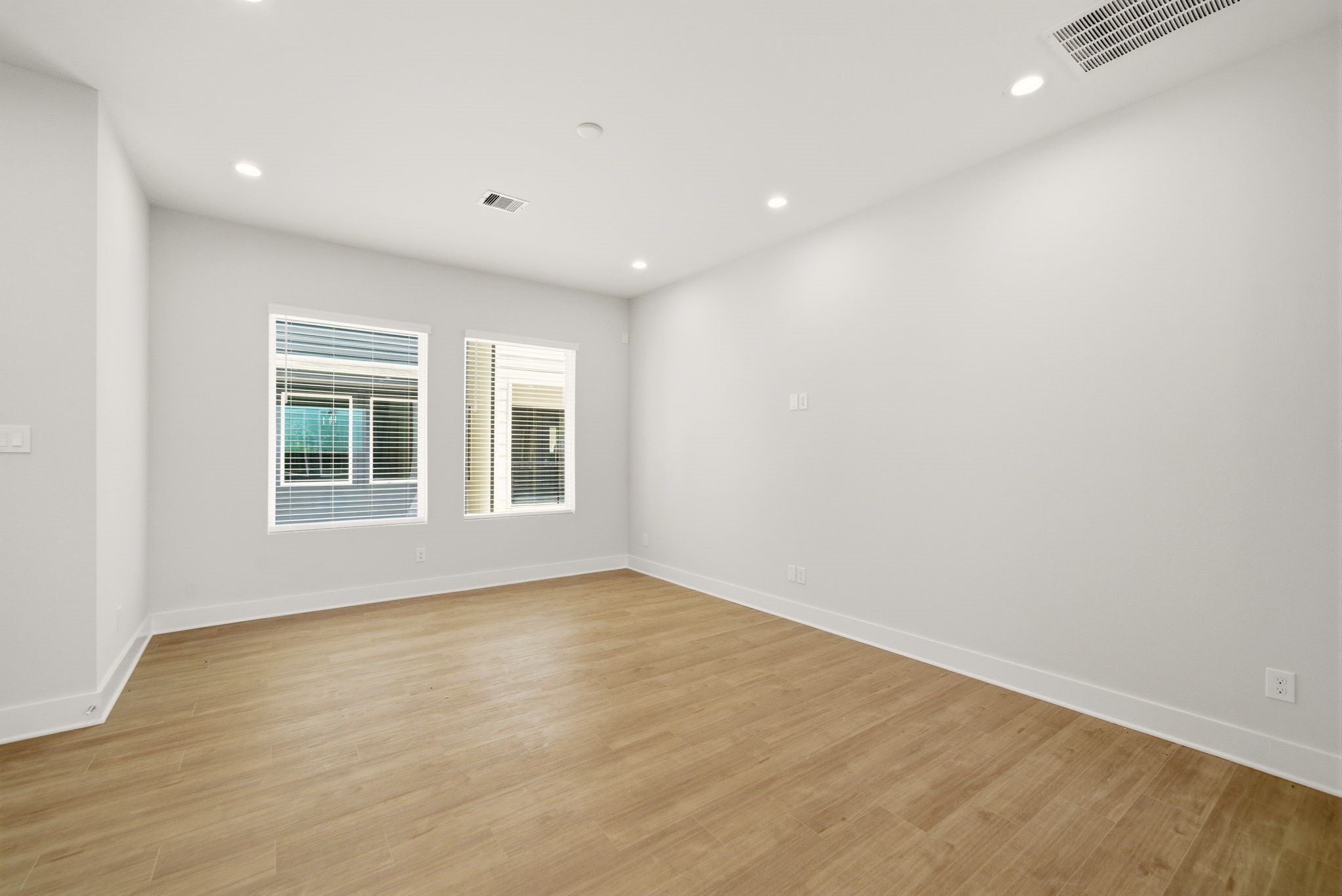 1396 Cedar Post Lane Houston, TX 77080 - Photo 21 of 33