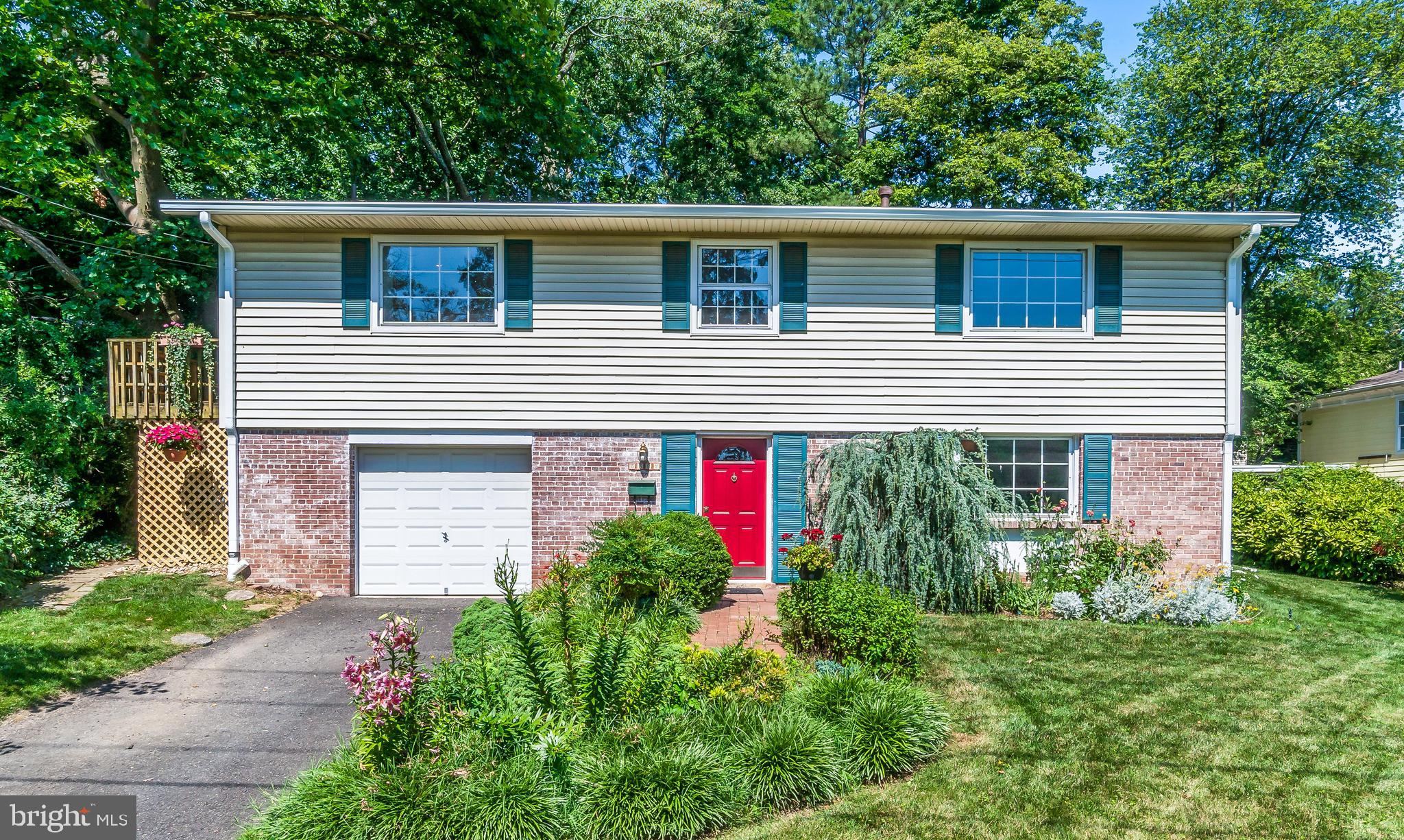 5802 Norton Road Alexandria, VA 22303 - Photo 32 of 32 Welcome home!