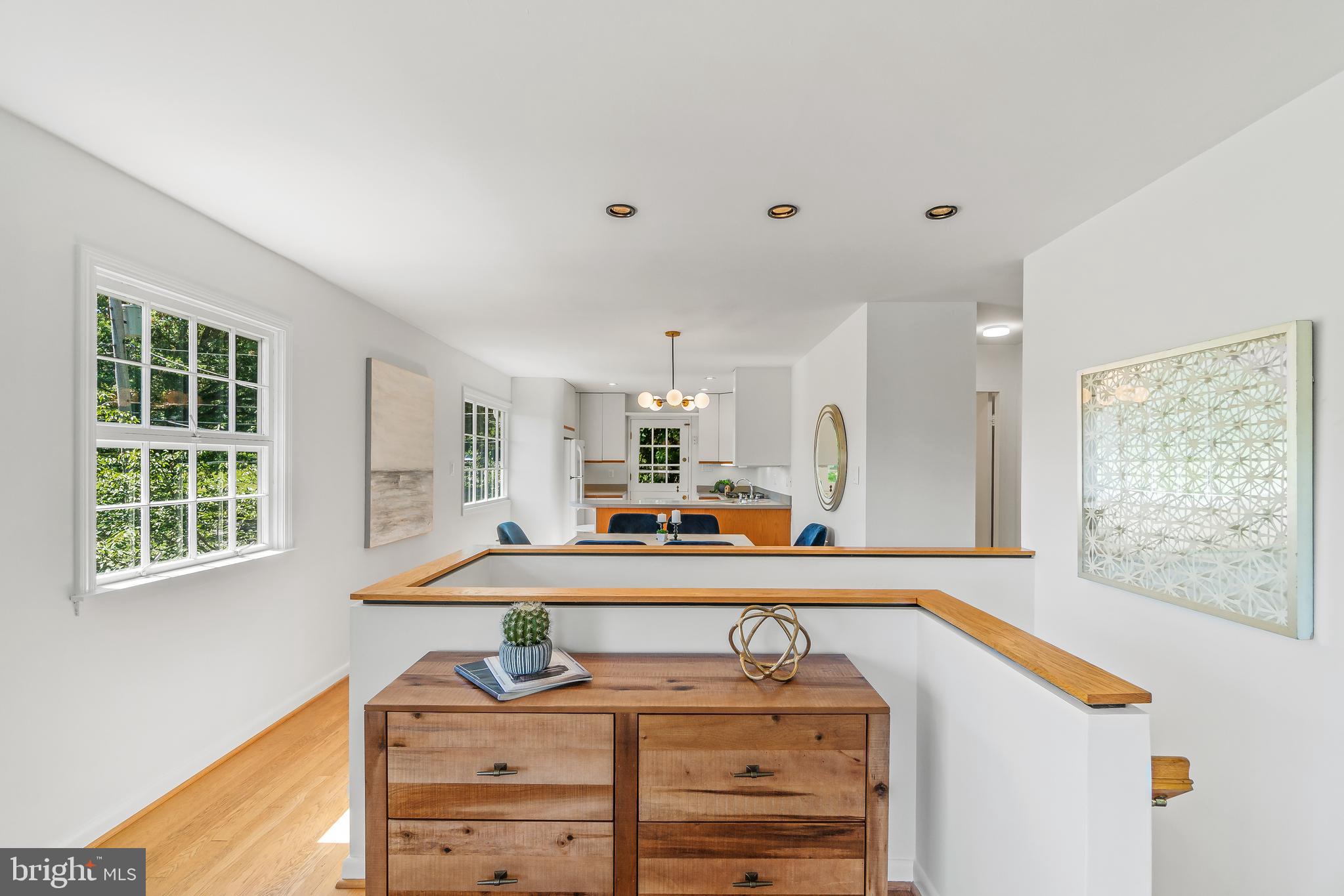 5802 Norton Road Alexandria, VA 22303 - Photo 8 of 32 Gallery Image 8