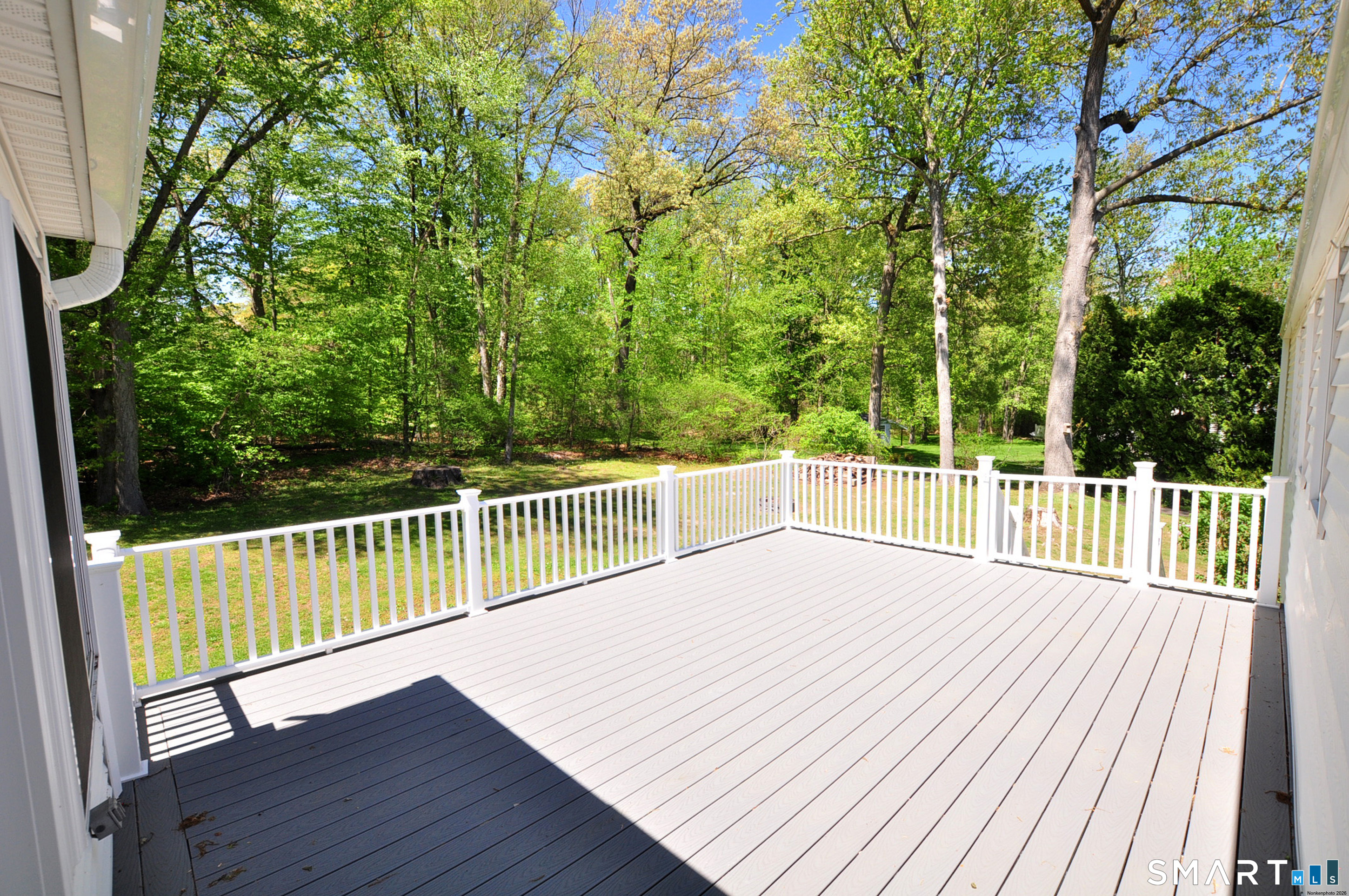 85 Winthrop Road Windsor, CT 06095 - Photo 34 of 36