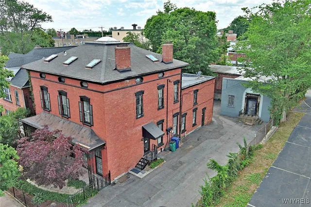 $1,600 | 522 Franklin Street, Buffalo, NY 14202