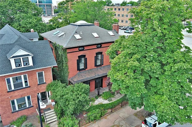 $1,600 | 522 Franklin Street, Buffalo, NY 14202