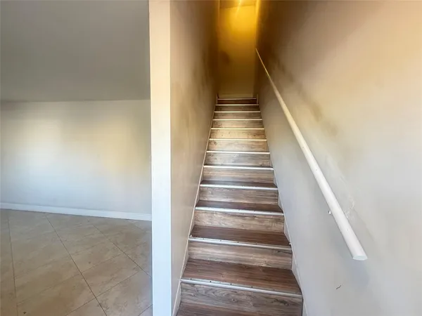$2,550 | 5646 Blueberry Court, Unit 23, Lauderhill, FL 33313