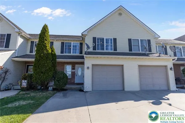 $379,000 | 1319 Mohr Circle, Macungie, PA 18062