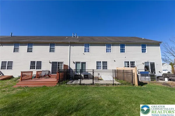$379,000 | 1319 Mohr Circle, Macungie, PA 18062