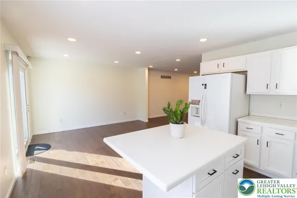 $379,000 | 1319 Mohr Circle, Macungie, PA 18062