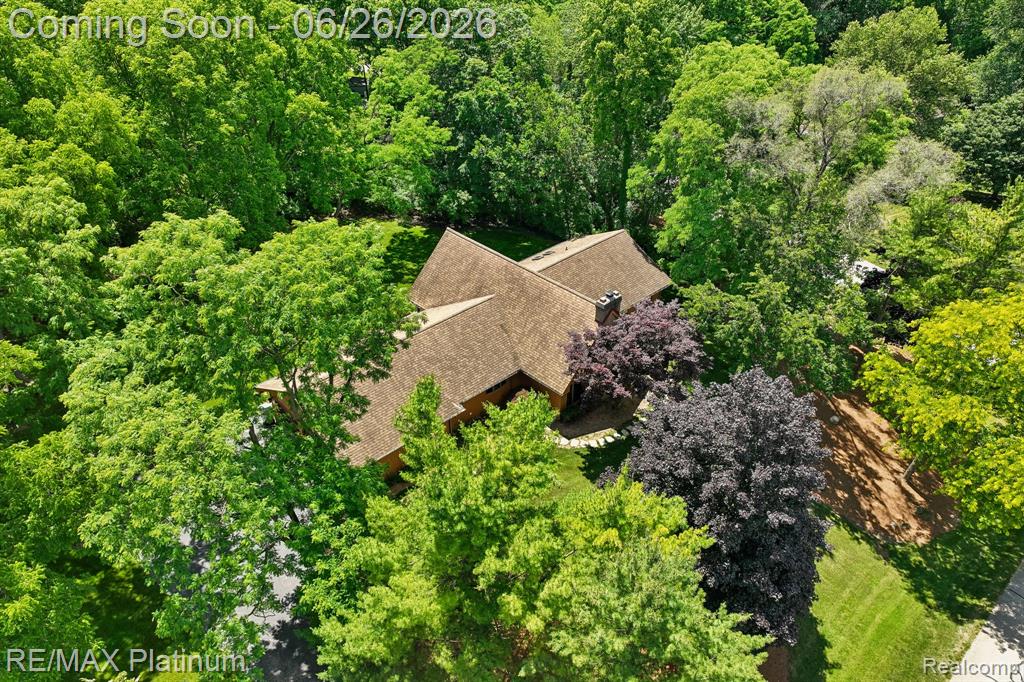 6100 Oak Valley Road Brighton, MI 48116 - Photo 37 of 47