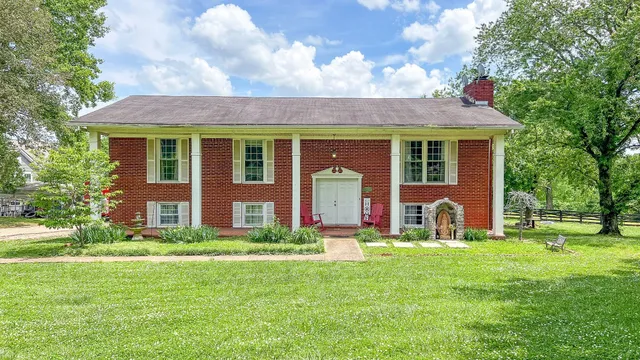 $2,000,000 | 2358 Nashville Highway, Columbia, TN 38401