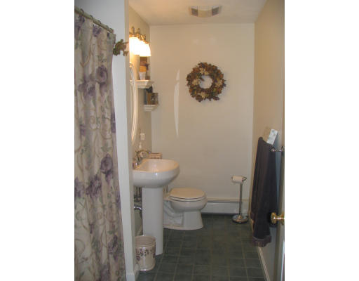 30 Bradford Road Hudson, MA 01749 - Photo 12 of 14