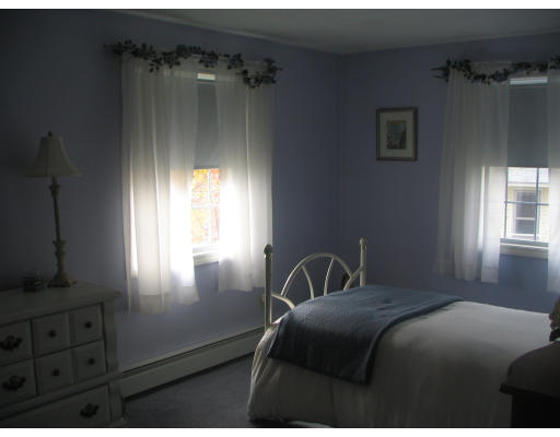 30 Bradford Road Hudson, MA 01749 - Photo 8 of 14
