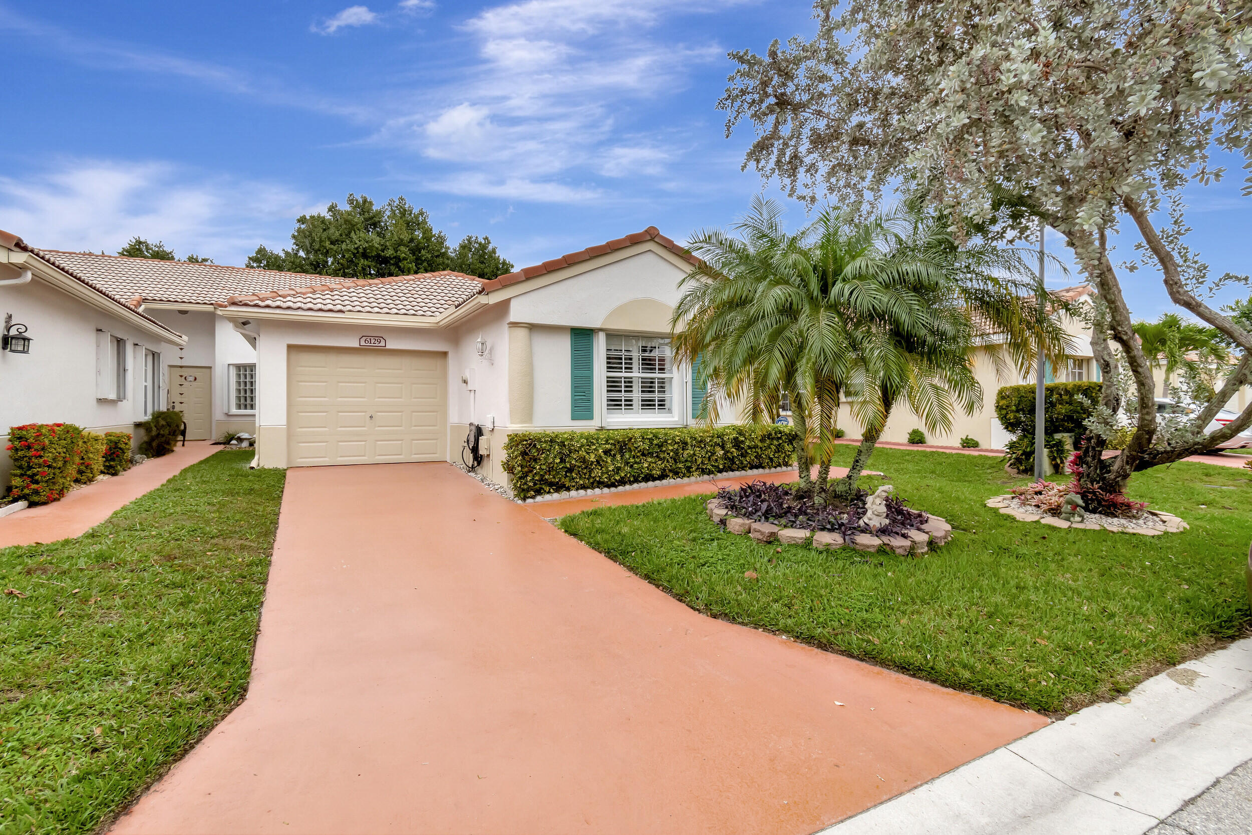 6129 Heliconia Road Delray Beach, FL 33484 - Photo 3 of 33 r 3 - Copy