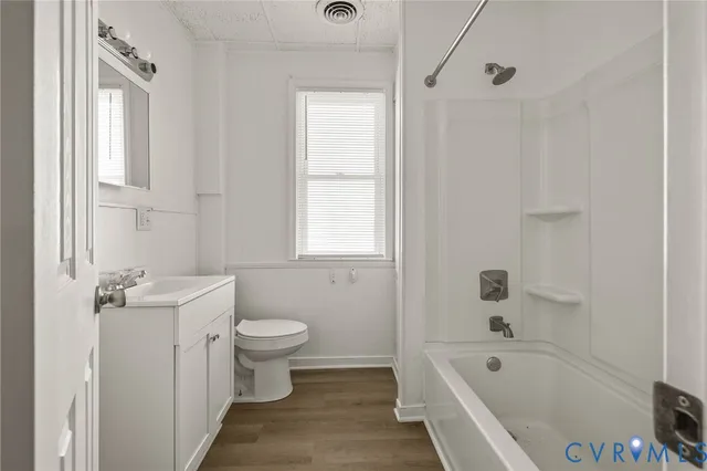 $1,391 | 107 South 9th Avenue, Hopewell, VA 23860