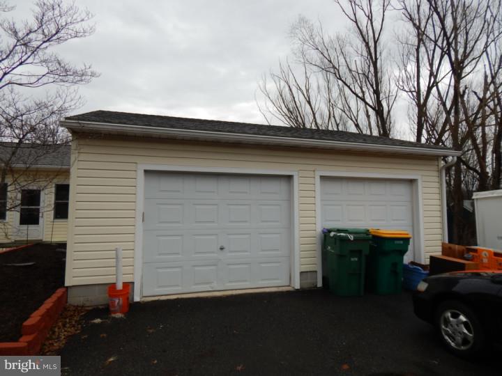 2187 Colflesh Road Perkiomenville, PA 18074 - Photo 4 of 15 Gallery Image 4
