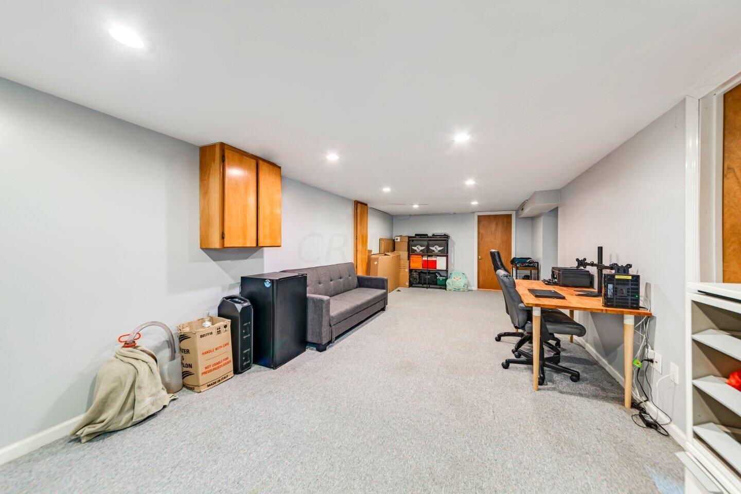 2576 Nottingham Road Columbus, OH 43221 - Photo 27 of 40 LL Alt view