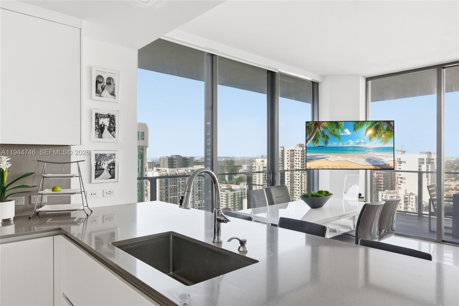 88 Southwest 7th Street, Unit 2302 Miami, FL 33130 - Photo 13 of 43