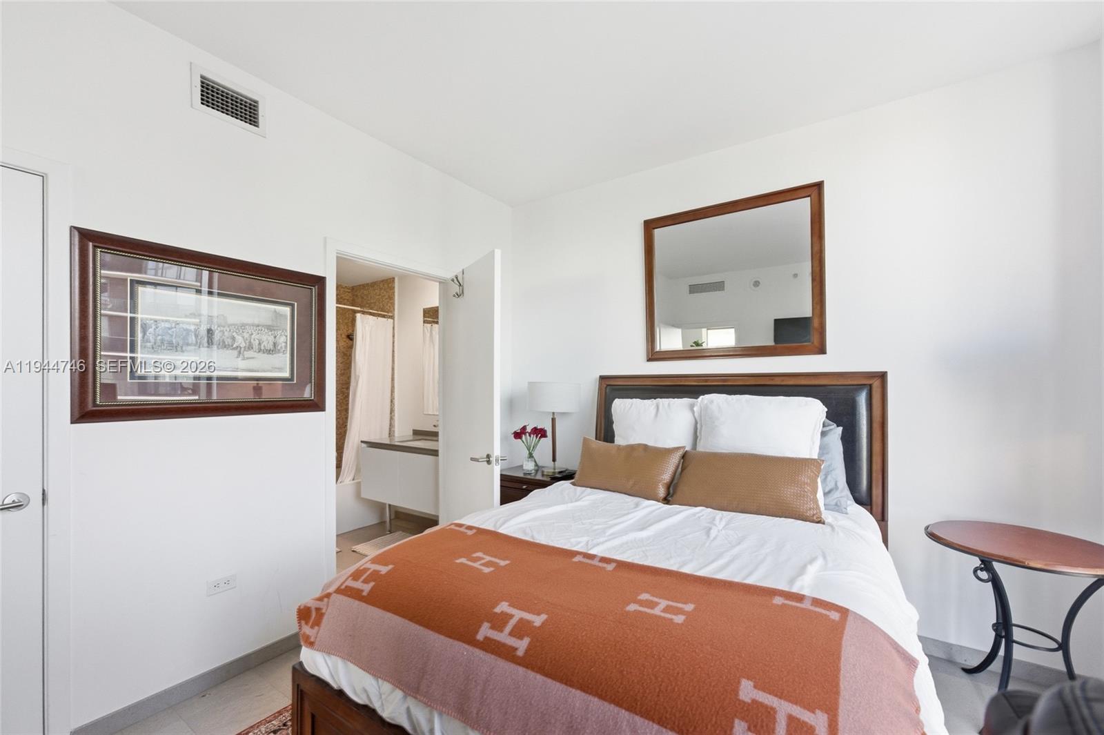 88 Southwest 7th Street, Unit 2302 Miami, FL 33130 - Photo 16 of 43