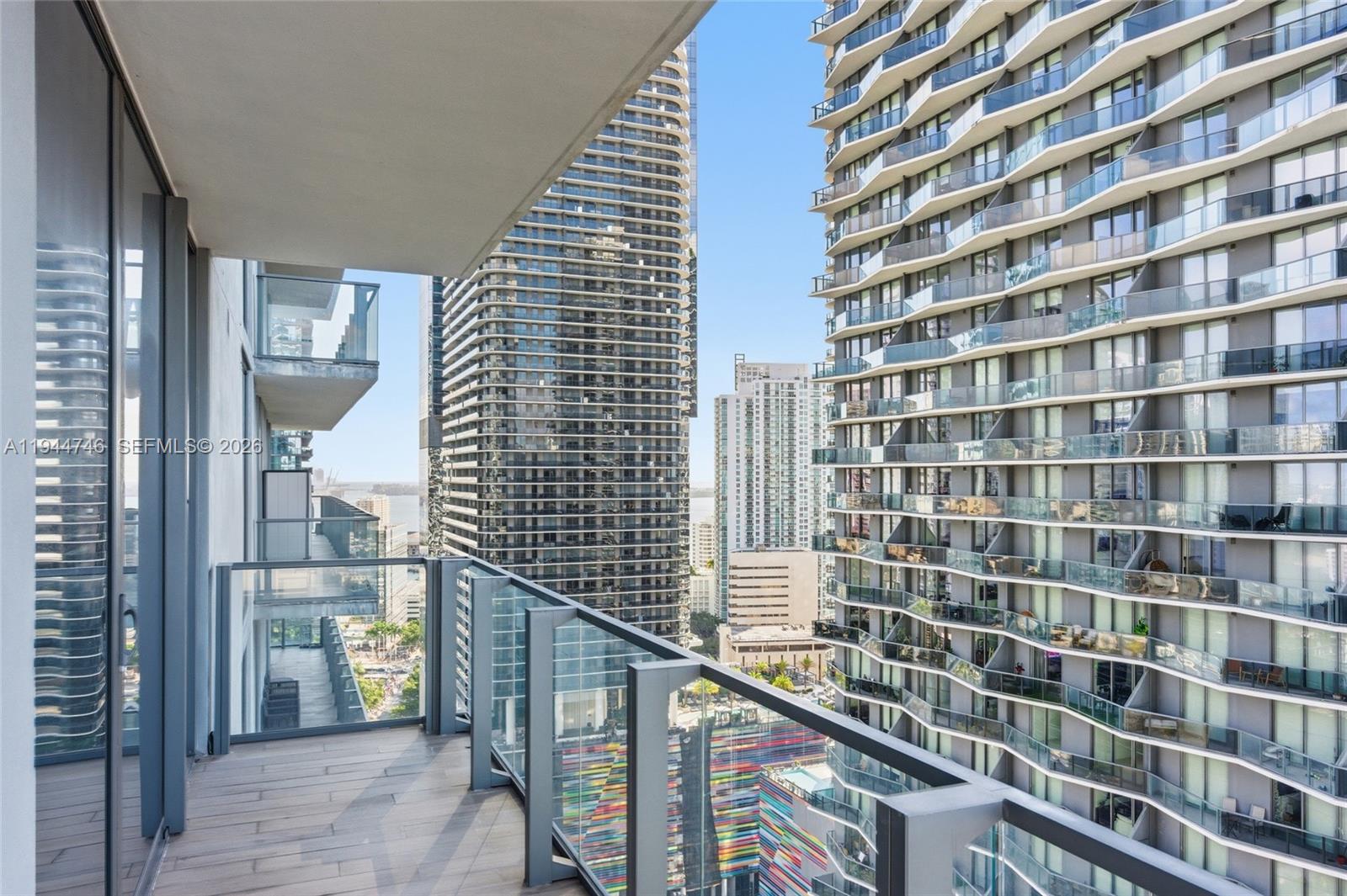 88 Southwest 7th Street, Unit 2302 Miami, FL 33130 - Photo 24 of 43