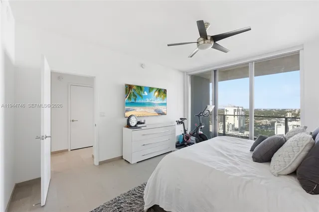 $1,450,000 | 88 Southwest 7th Street, Unit 2302, Miami, FL 33130