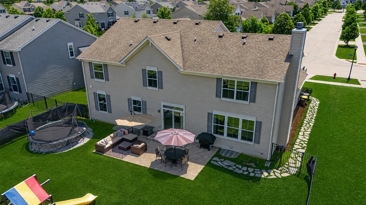 12266 Butler Lane Huntley, IL 60142 - Photo 3 of 38