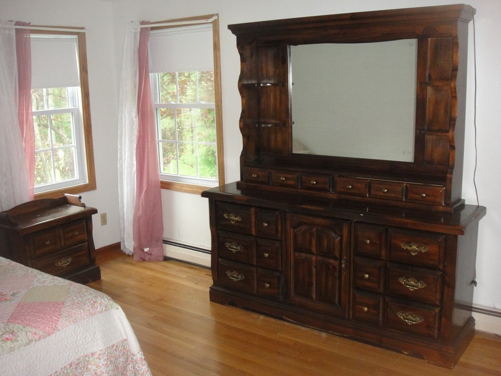 17 Countryside Road Grafton, MA 01536 - Photo 12 of 27 Gallery Image 12