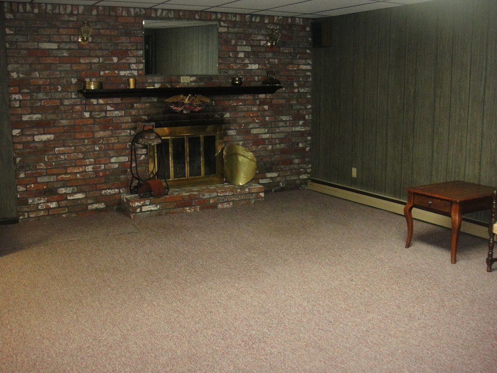 17 Countryside Road Grafton, MA 01536 - Photo 16 of 27 Gallery Image 16