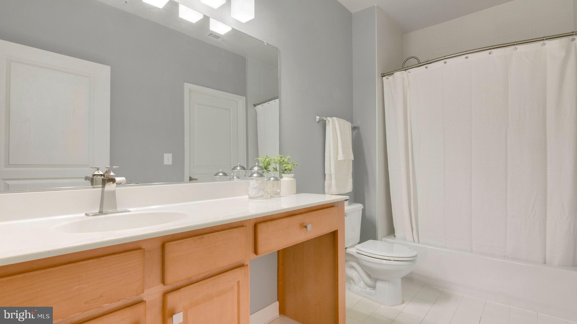 12001 Market Street, Unit 157 Reston, VA 20190 - Photo 8 of 29