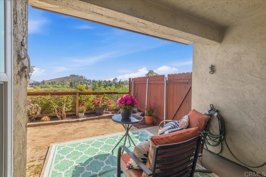 3047 Highlands Boulevard Spring Valley, CA 91977 - Photo 14 of 39 a sitting area with furniture and city view