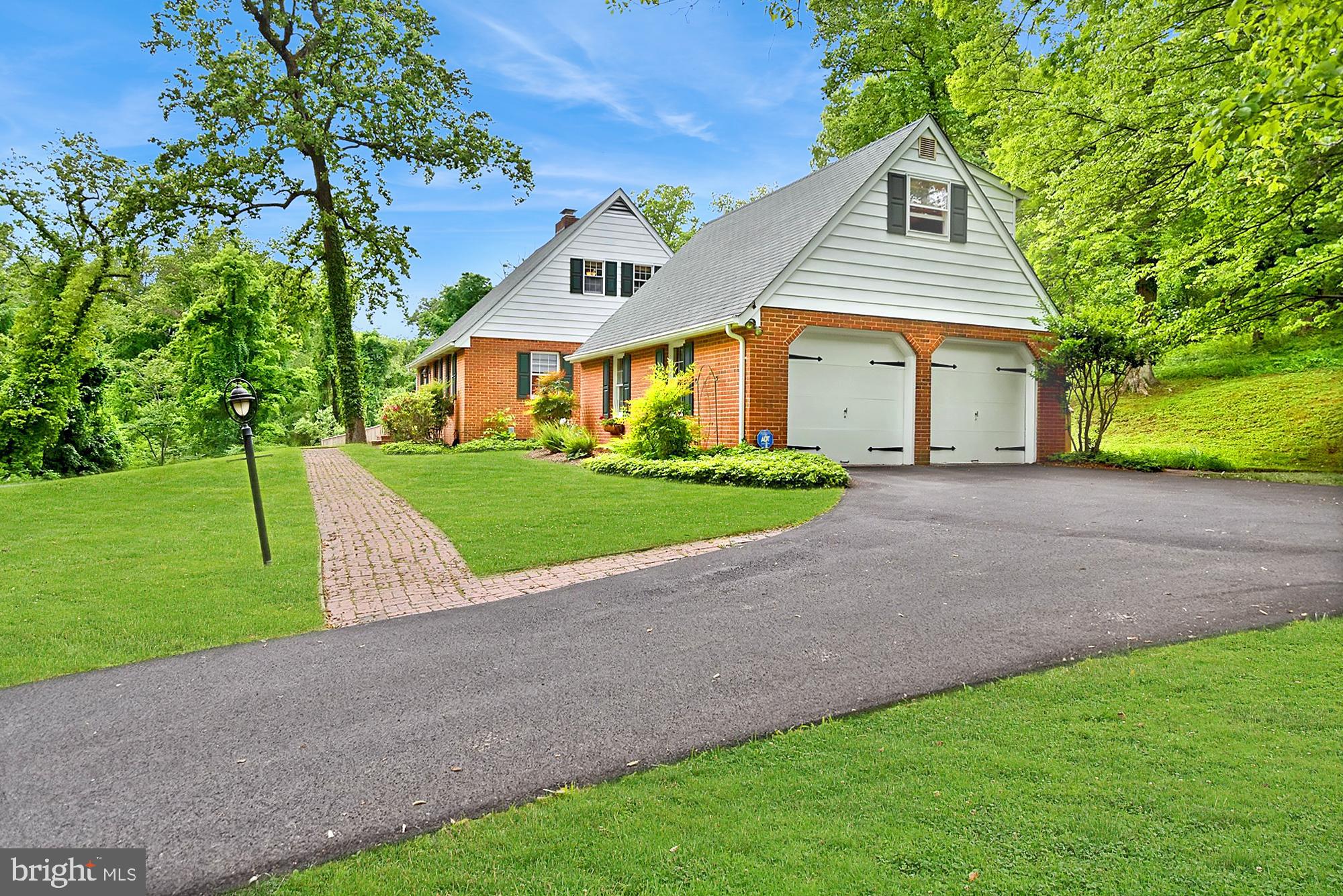 1615 Winchester Road Arnold, MD 21012 - Photo 3 of 32 WELCOME HOME!