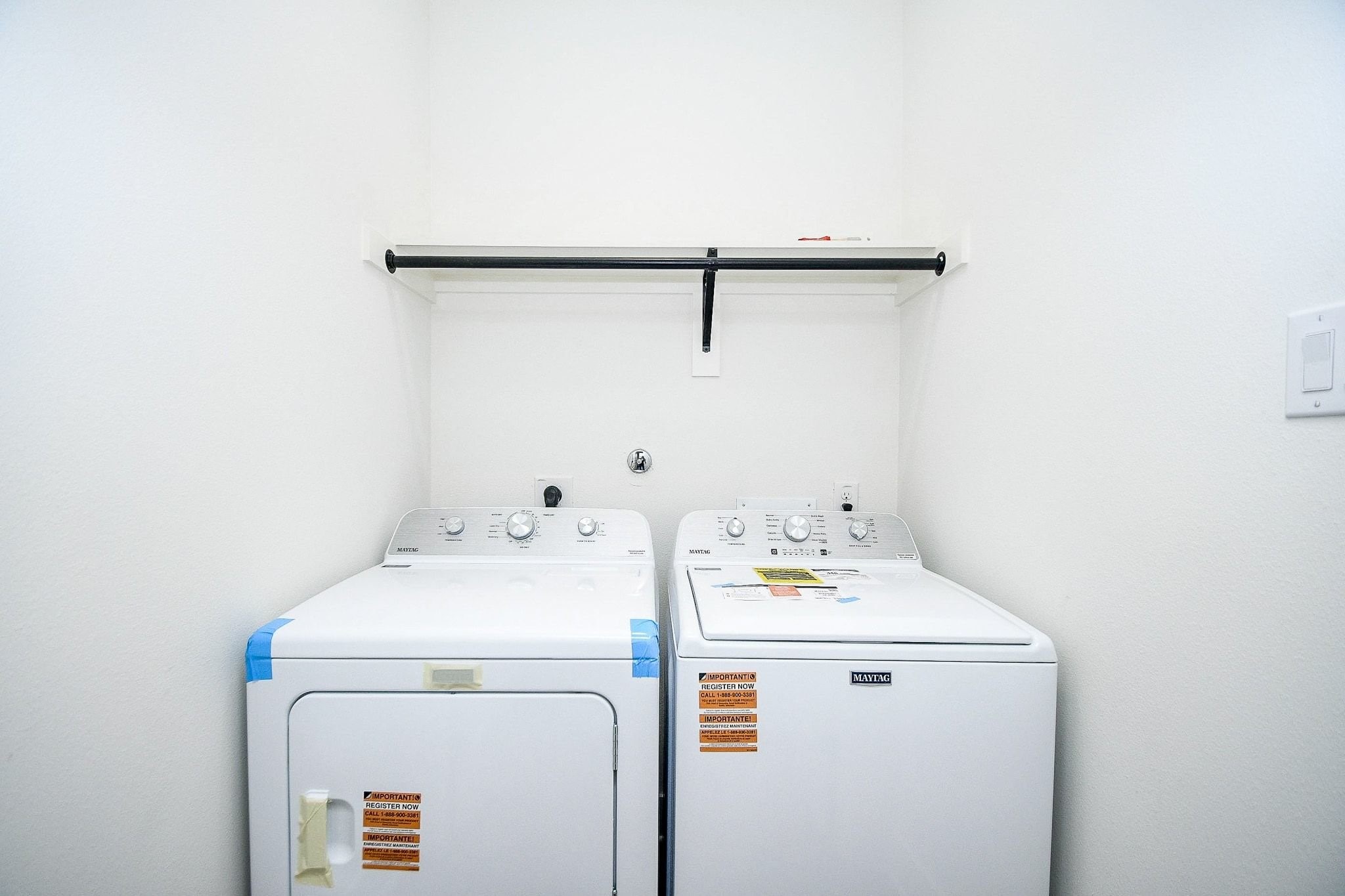 4101 Victoria, Unit B Dickinson, TX 77539 - Photo 23 of 33 a utility room with dryer and washer